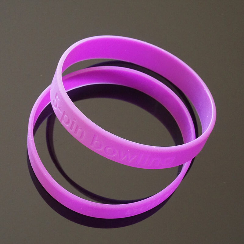 Making Some Custom Personalized Silicone Bracelets For Your Events, Wristband Wholesale With High Quality.