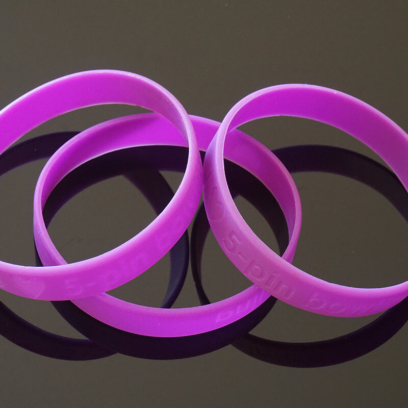 Making Some Custom Personalized Silicone Bracelets For Your Events, Wristband Wholesale With High Quality.