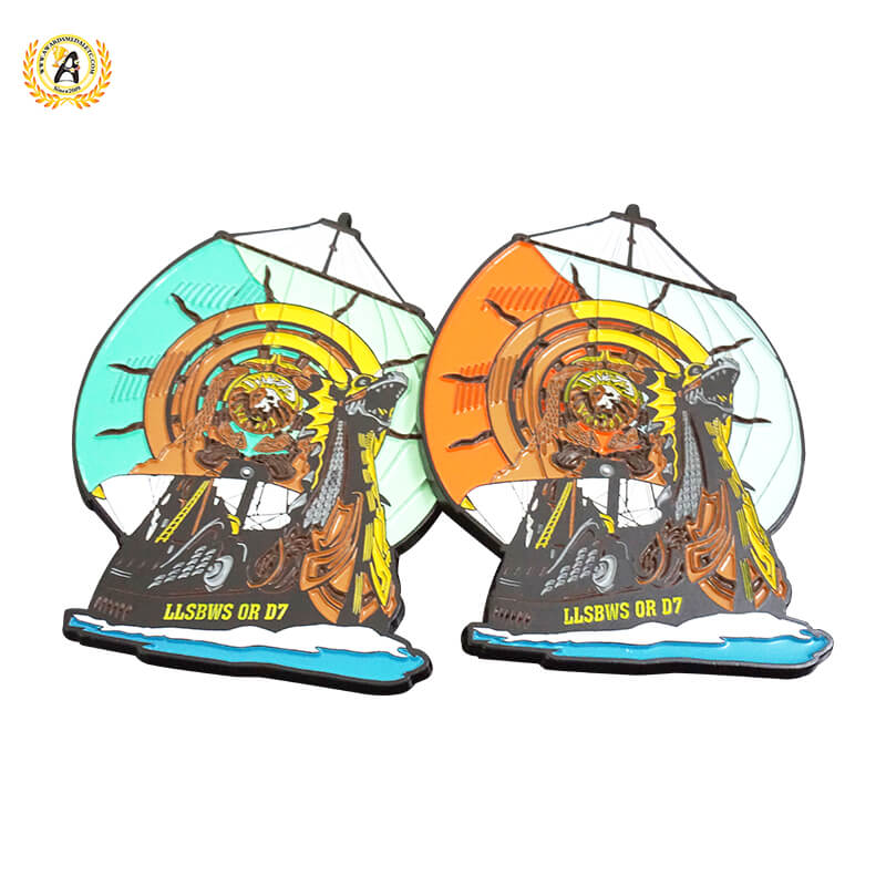 Die Strucking Custom Badges Soft Eaneml Filling With Your Own Logo, Best Service No MOQ