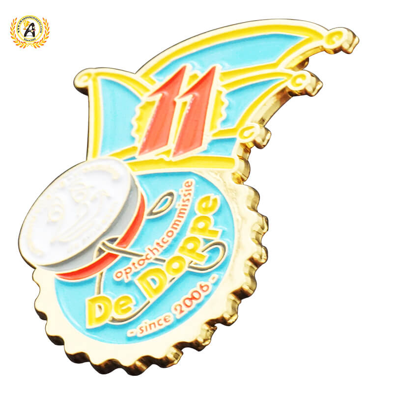 Die Strucking Personalized Name Tags, Hard Enamel Metal Badges With Your Own Design, No MOQ