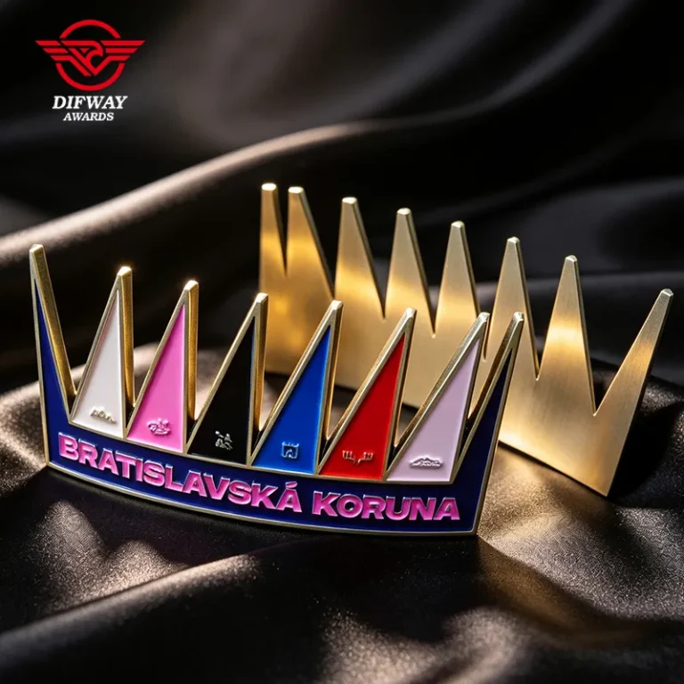 Crown Shaped Tabletop Metal Souvenir Plaques and Awards, Zinc Alloy Medals