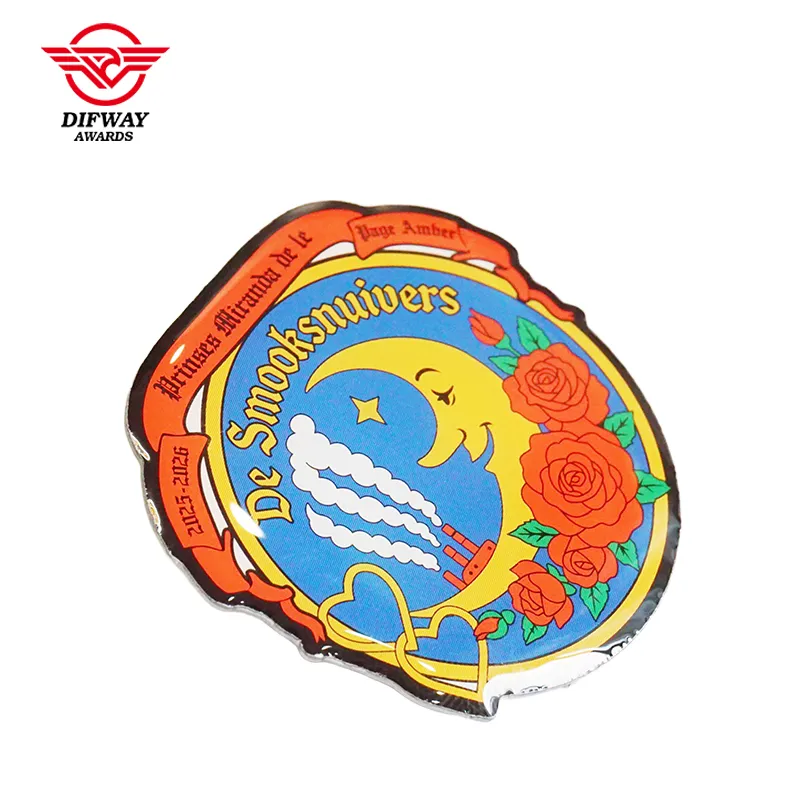 Printed Epoxy Die Strucking Metal Pins For Shirts, Carnival Festival Event Souvenir Badge.