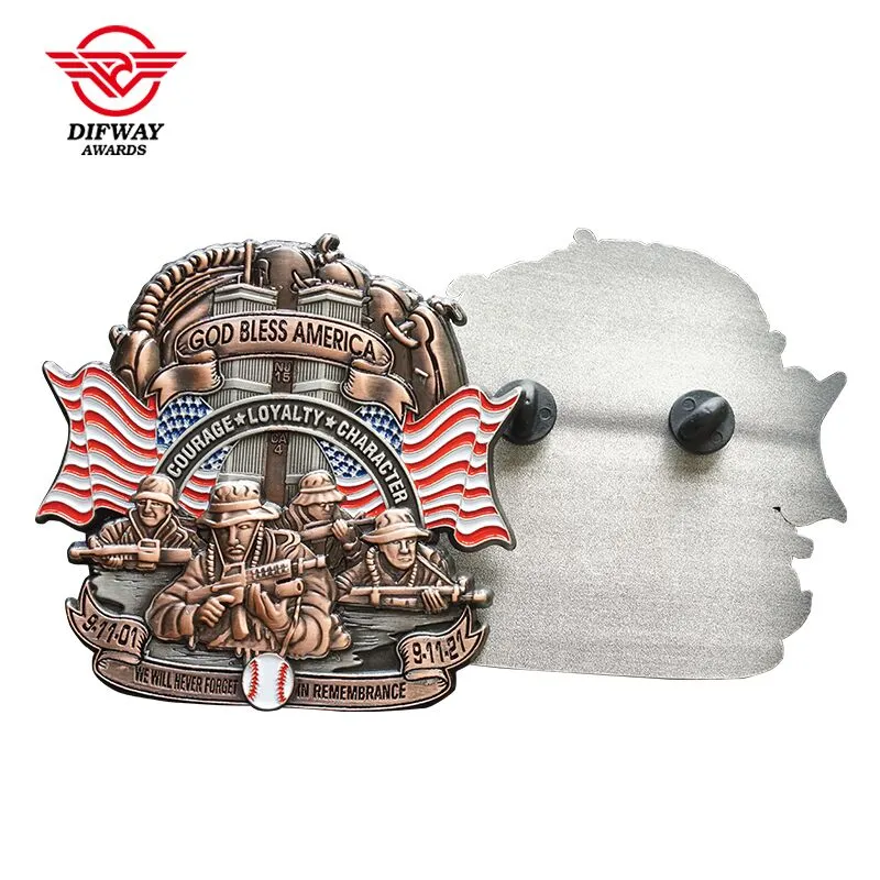Customized Zinc Alloy Die Cast Lapel Pins, Military Commemorative Badge