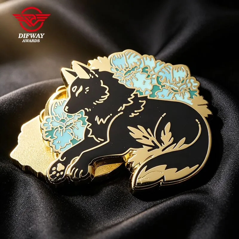 Custom Hard Enamel Lapel Pins, Gold Plated Floral Wolf Art Activity Collectible Badge.